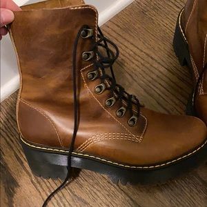 DR. MARTEN BOOTS-SIZE 9-$100